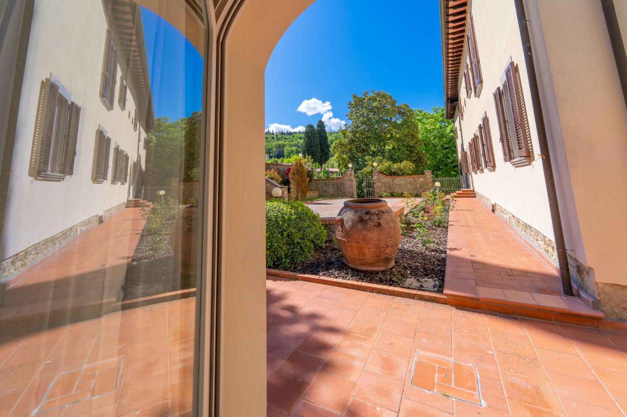 Villa D'Epoca Carniani Arezzo Bagian luar foto